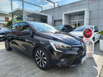 RENAULT Clio TCe 100 CV GPL Business
