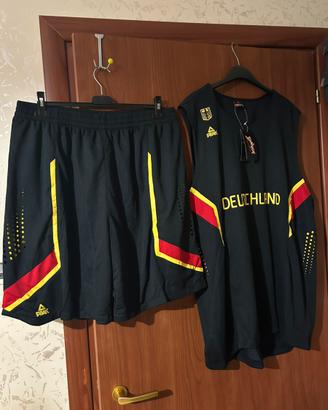 Completo canotta e pantaloncini Peak Germania
