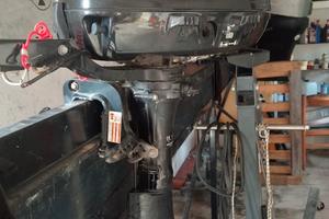 fuoribordo Suzuki 6 CV 4 tempi 