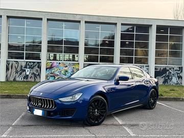 Maserati ghibli 350cv+tagliandi ufficiali+garanzia