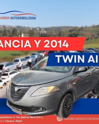 lancia y 2015 vettura rottamata per ricambi