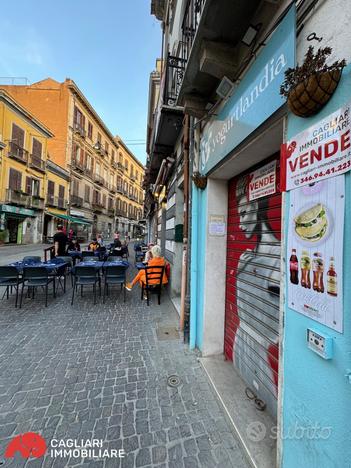 Negozio a Cagliari Corso Vittorio zona Pedonale