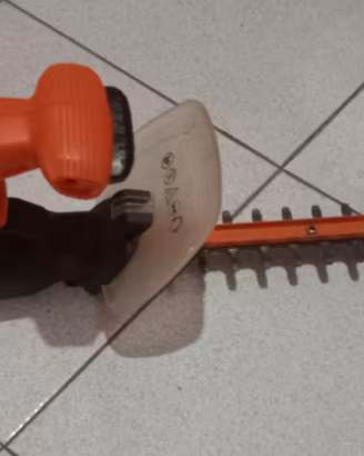 taglia siepi elettrico