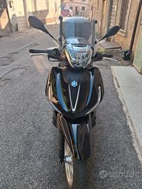 Beverly 300