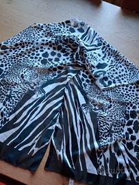 Foulard con leopardo 150x36 cm