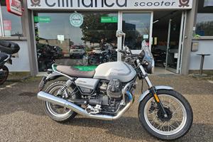 Moto Guzzi V7 Special - SOLO Km 1900
