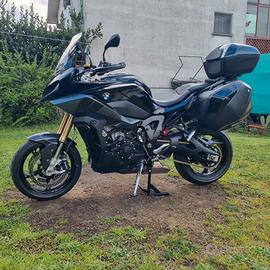 moto BMW S1000XR Triple Black Carbon