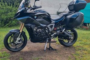 moto BMW S1000XR Triple Black Carbon
