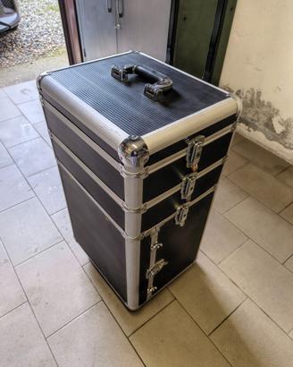 Trolley porta attrezzi
