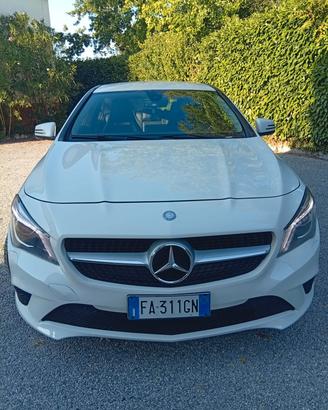 Mercedes cla 220 cdi