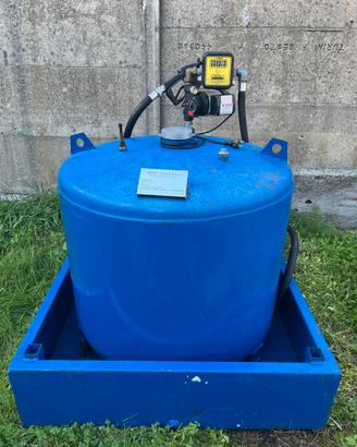 Cisterne gasolio usate 490lt con vasca NON al 110%