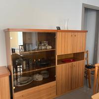 Mobili soggiorno+tavolo con 4 sedie