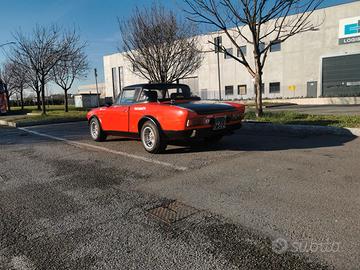 Fiat 124 spider