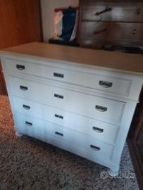 Como' bianco ,interni  rivestito con carta  come d