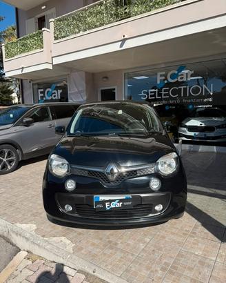 Renault Twingo TCe 90 CV EDC La Parisienne
