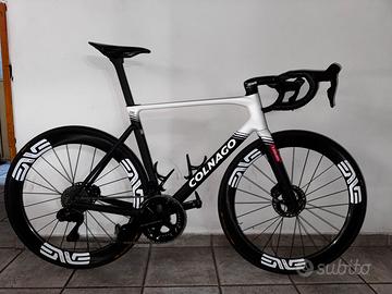 Colnago V5RS UAE 2025