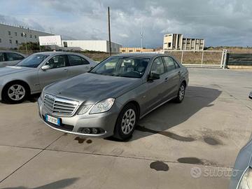 Mercedes-benz E 250 CDI BlueEFFICIENCY AMG Avantga