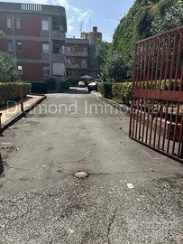 Appartamento con garage ad Aci Catena