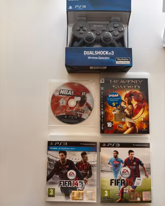 Controller Compatibile PS3 nero  + 4 giochi ps3
