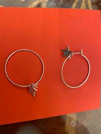 Orecchini a cerchio con stellina