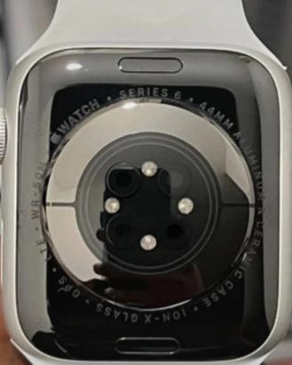 APPLE WATCH SERIES 8