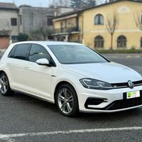 VOLKSWAGEN Golf 1.6 TDI 115 CV 5p. R Line