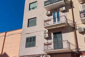 Ampio trilocale zona tunisi