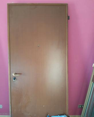 4 porte interne di legno e portoncino di ingresso