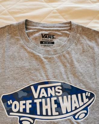 T shirt vans