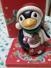 Thun Pinguino Natalizio medio grande con dolci 