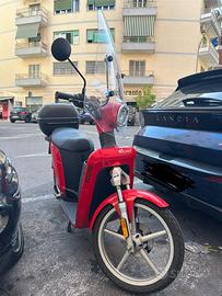 Scooter elettrico 50