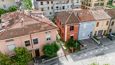 Casa Indipendente Pesaro [G174/2VRG]