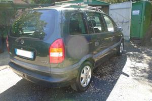 OPEL Zafira '2001 1.6i 16v 7 POSTI