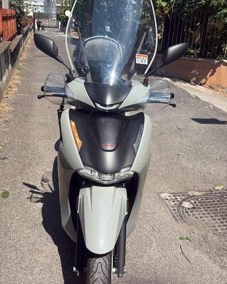 Honda SH 350 New