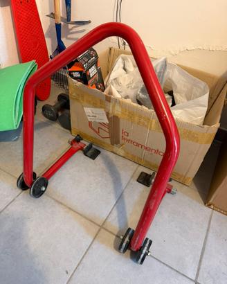 Cavalletto alza moto posteriore rosso con ruote