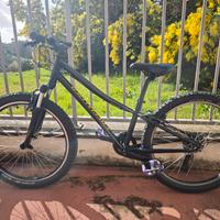 MTB Specialized Hotrock 24 pollici bambino 