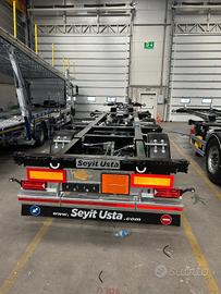 SEMIRIMORCHI PORTACONTAINER ALLUNGABILI