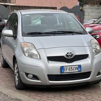 Toyota Yaris 1.0 benz - Garanzia 12 Mesi