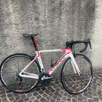 bici da corsa in carbonio