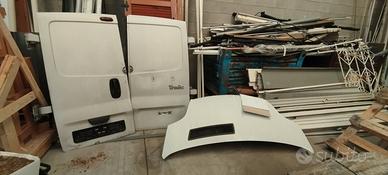 Renault trafic cofano e 2 portiere posteriore
