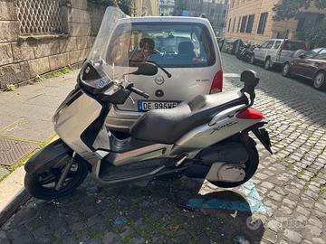 Xmax 250 marciante