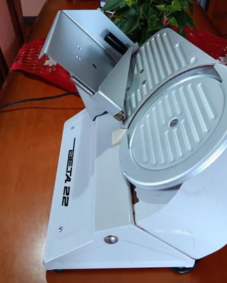 Affettatrice Beta 22