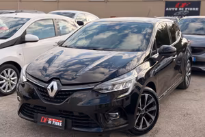 Renault Clio 1.5 dCi 115CV Initiale Paris COCKPIT 