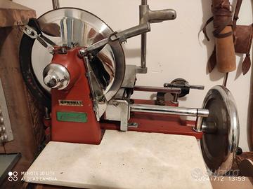 Affettatrice a volano Bizerba