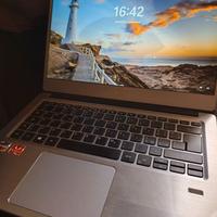 Acer Swift (SF314-41) con Borsa Laptop Tucano