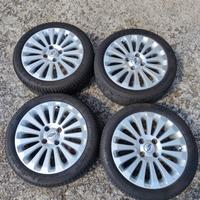 Cerchi originali fiesta 16" gommati