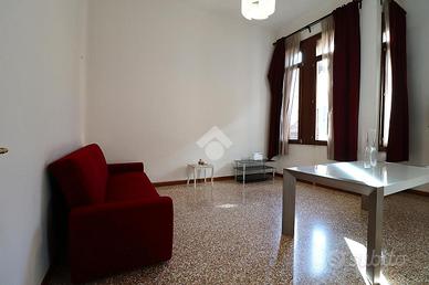 4 LOCALI A VENEZIA