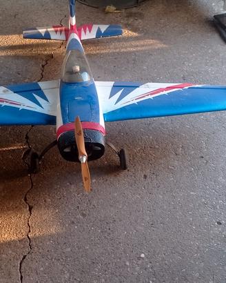 aereo RC extra 300