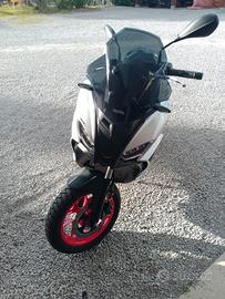Aprilia SR GT 200 - 2025