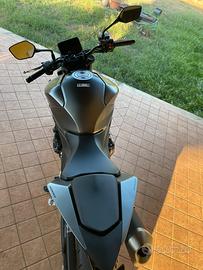 Honda hornet 1000 del 2025